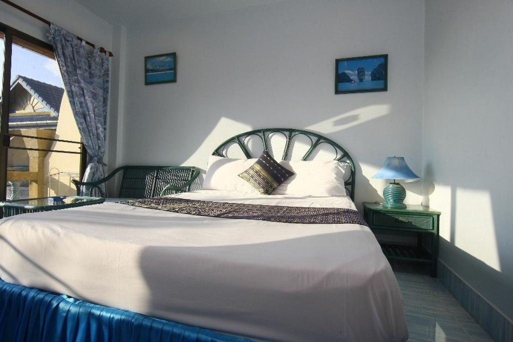 Patong Sunbeach Mansion Zimmer foto